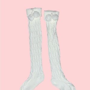 White leg warmers/stockings 🤍☁️✨